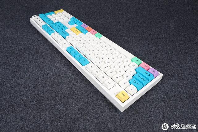 高斯机械键盘怎么样，高斯键盘百度百科（高斯GM108D双模机械键盘评测）