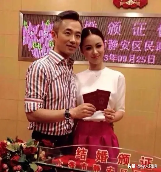 倪琳现任丈夫照片，倪琳（如今对患病丈夫不离不弃）