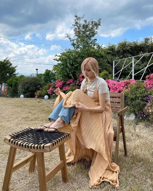 穿裙子是不是一定要穿安全裤,穿裙子要不要穿安全裤(裙子里面别穿“安全裤”了) 穿裙子是不是一定要穿安全裤,穿裙子要不要穿安全裤(裙子里面别穿“安全裤”了)