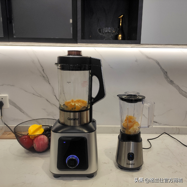 破壁机和榨汁机，破壁机和榨汁机有什么区别（榨果汁到底有多大区别）