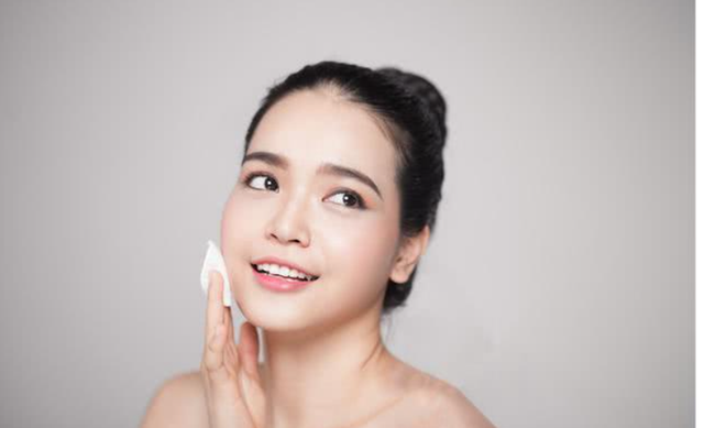皮肤美白小窍门，皮肤美白小窍门是什么（改善肤色暗沉的4个小技巧）