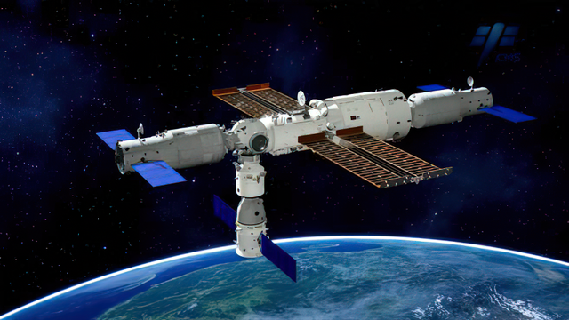 杨力伟太空 怎样吃饭，杨力伟太空（揭秘航天员的太空生活）