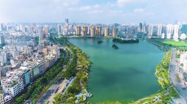 海南有几个地级市，海南十八个市县排名（哪个市委书记的行政级别最高）