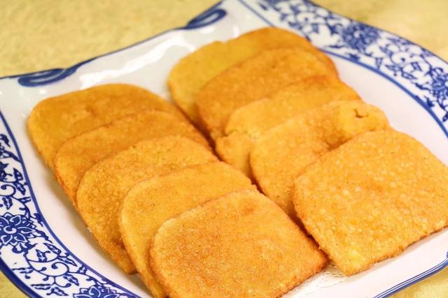 年糕是什么做的，年糕是用什么做成的（年糕是怎么做成的）