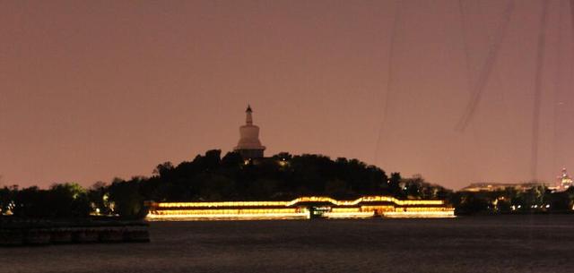 北海公园景点介绍，北海公园旅游攻略（北京周末去哪儿——北海公园）