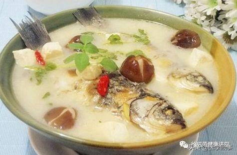 健脾祛湿常喝三碗粥，健脾祛湿喝什么粥（陈皮的药用价值）