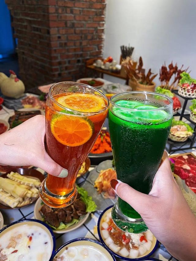 脆滑肉是哪里的菜，脆滑肉是哪里的菜系（收下这份这五家火锅你钟爱哪家）