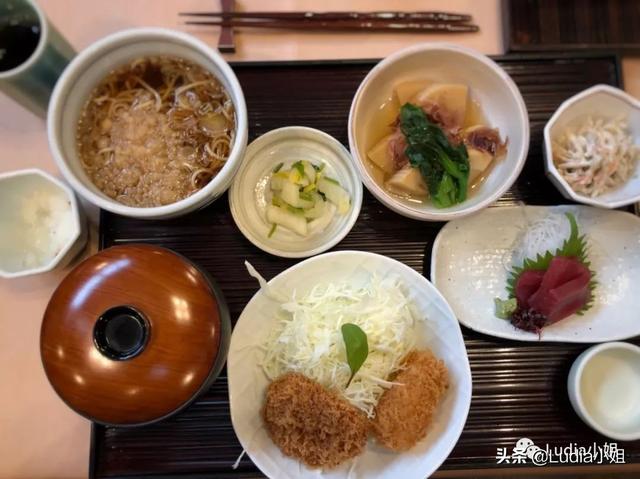 远近渔头像ins女头可爱风格头原宿风微信，远近渔头像ins女头可爱风格头原宿风（原宿附近的二战澡堂里的老字号炸猪扒）