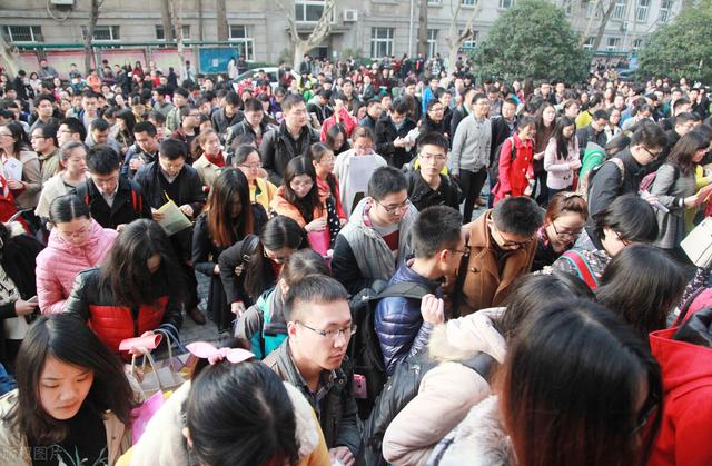 天津公务员好考吗，河北和天津哪个公务员好考（山东考生都被分数线吓跑了）