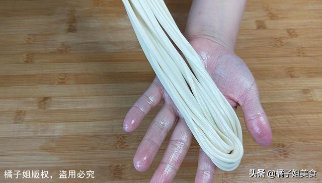 图片[6]-【家常拉面】做法步骤图 筋道爽滑 1.5元面够3个人吃-起舞食谱网