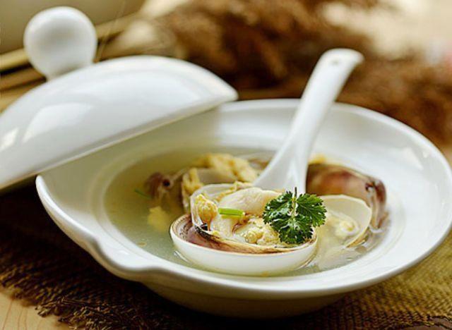 西施舌的详细区分方法，西施舌的来历（珍稀贝品  日照西施舌）