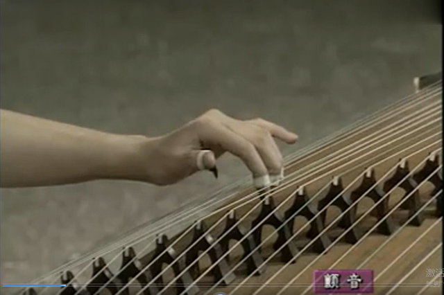如何学古筝，怎样学古筝基础（浅谈自学古筝的方法）