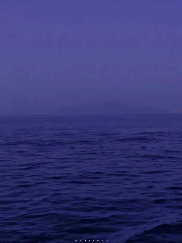 紫色系超好看背景，好看的背景紫色（紫色系朋友圈背景图～）