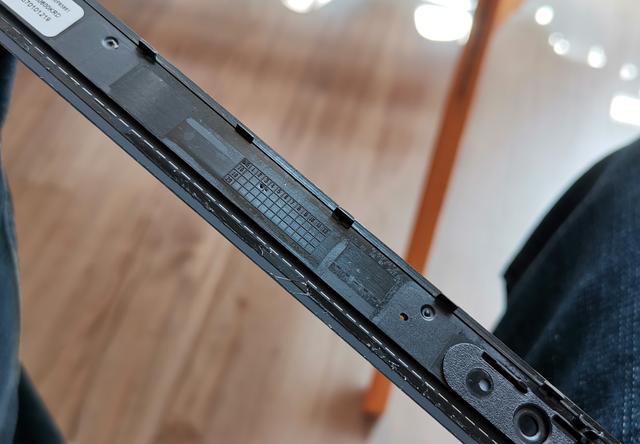 更换显示器在BIOS里怎么设置，换显卡bios要设置（眼睛终于不再受折磨）