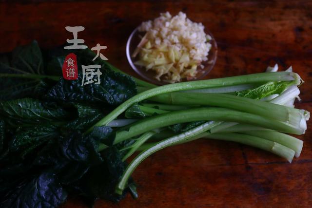 苔菜怎么做好吃，菜苔怎么炒好吃家常做法（过年炒一份清口解腻的蒜蓉苔菜）