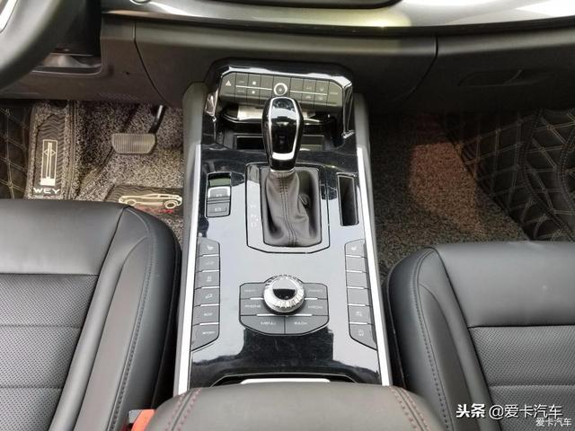 一条竖杠是什么车，一条竖线是什么车（即将破万，哑光灰WEY）