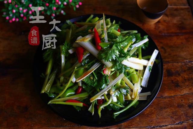 老虎菜是什么菜，老虎菜名字的由来（老虎菜的正宗做法）