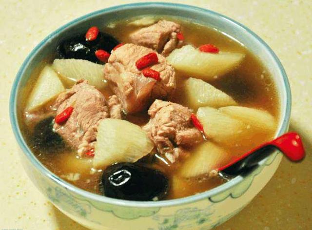 月子餐30天食谱，月子餐30天食谱有哪些（孕妇产后不知道该吃什么好）