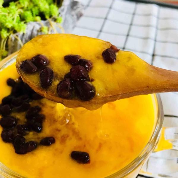 芒果可以和酸奶一起吃吗 芒果可以不可以和酸奶一起吃，芒果可以和酸奶一起吃吗（40岁总被人问：是不是大学生）