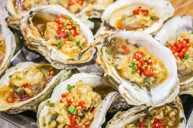 烧烤素菜有哪些品种，烧烤必买清单30种（烧烤中素菜和荤菜分别最好吃的品种是啥）