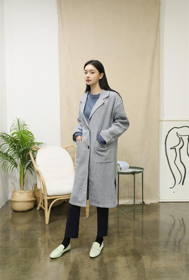 雾霾蓝搭配什么颜色好看，雾霾蓝搭配什么颜色好看装修（雾霾蓝+这5种颜色）