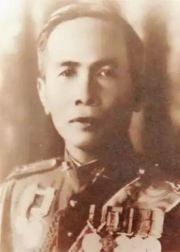 吴姓皇帝一共36位明细表，吴氏家谱辈分表查询（潮汕上走出了两位国王、九个总理）