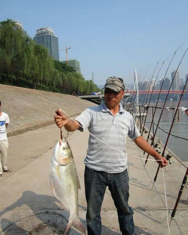 怎样正确使用海竿钓鱼，如何使用海竿钓鱼（从4个方面说说我的经验）