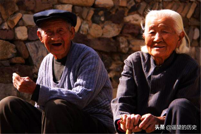 家里出现蜘蛛是福是祸，灭蜘蛛最有效的方法（俗语说：“宅子出现三喜”）