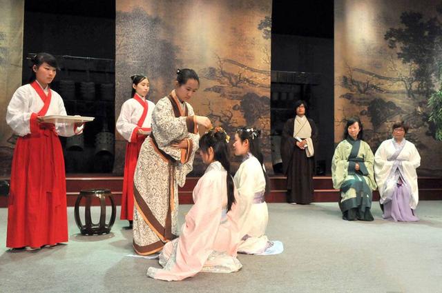 及冠礼是什么，及冠礼是什么时候取消的（成人礼丨中国古代 冠礼和笄礼）