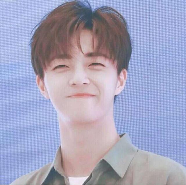 宋威龙个人资料，宋威龙个人资料家境以及学历（却被误会成矮个的8个男星）