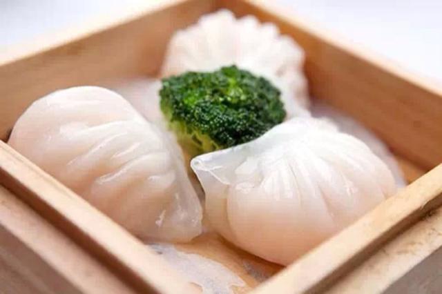 水晶饺子皮的做法，水晶饺子皮的做法大全家常（广式面点五彩水晶饺的做法值得学习）