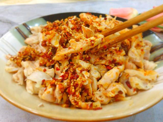 麻辣鸡腿的做法，麻辣鸡爪的制作方法和配料（鸡腿做成“麻辣鸡丝”）