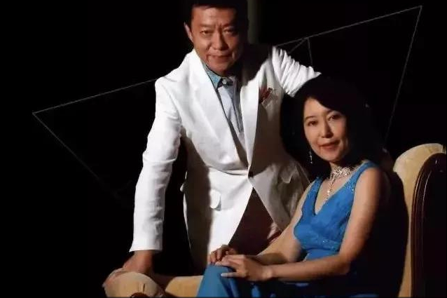 盛中国与濑田裕子，是人人羡慕的幸福家庭，裕子是这样做妻子的
