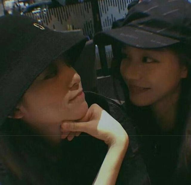 欧阳娜娜在的地方 陈飞宇永远是侧脸，微信头像，欧阳娜娜在的地方 陈飞宇永远是侧脸（欧阳娜娜x陈飞宇x綦美合x王一博）