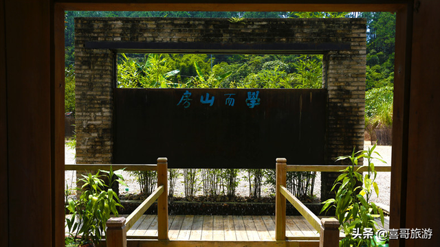 琼中县属于哪个市，琼中县属哪个市管辖（有哪些值得推荐的景点）