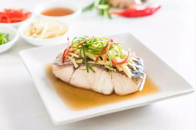 为什么大多数鱼是近视眼，吃鱼为什么不会近视眼（这7种鱼，一口都不能给宝宝吃）