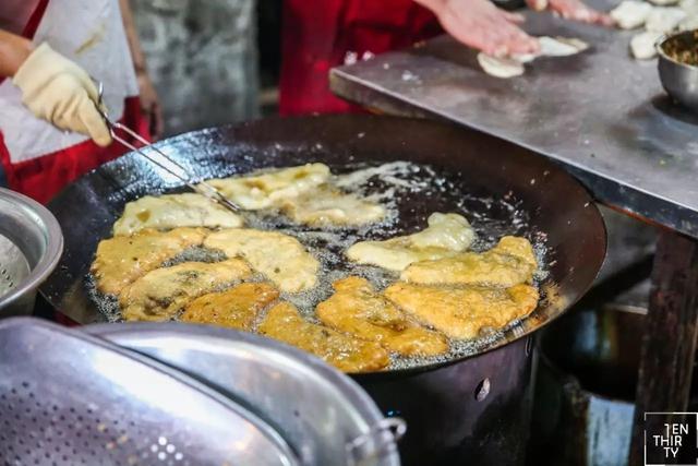 酸奶麻花能放多久 武汉粮道街酸奶大麻花哪个味道最好吃，酸奶麻花能放多久（我们翻遍了武汉的12条街）