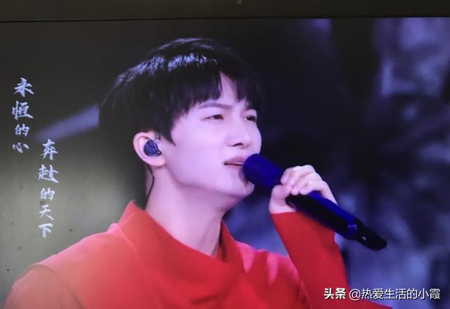 周深个人资料简介，周深个人资料简介是男是女（来自萤火世界的光亮和声音）