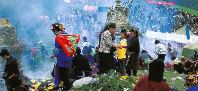 景颇族的传统节日，景颇族的节日（盘点那些年云南少数民族的特色节日）