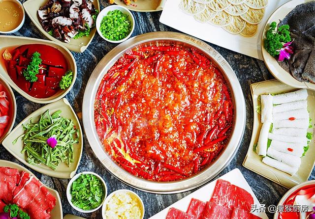 重庆人最喜欢吃的火锅是什么类型的呢，重庆人最喜欢吃的火锅是什么类型的呢图片（重庆最有名的10家火锅）