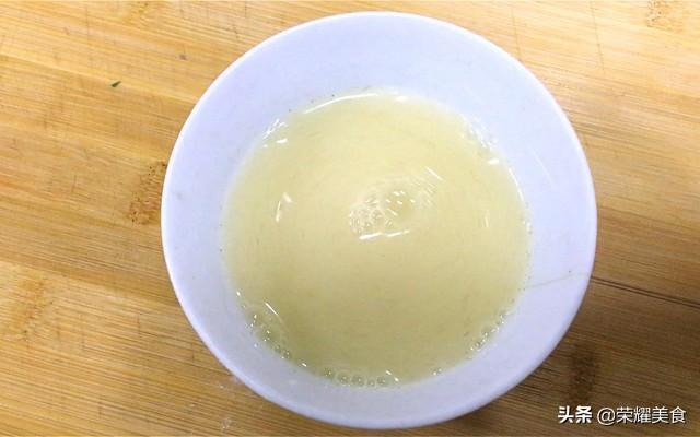 姜葱炒蟹怎么做，爆炒螃蟹怎么做好吃又简单（花蟹怎么做才能对得起它鲜美嫩滑的蟹肉）