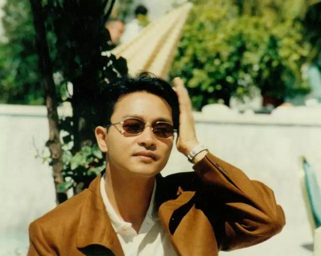 张国荣头像高清，冷澈黑白//风华绝代张国荣（微信头像——你们强烈推荐寻找的哥哥）