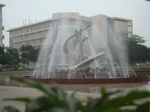 广州经济技术专修学院，广州远东外语外贸专修学院怎么样（广东这些学校要升本科了）