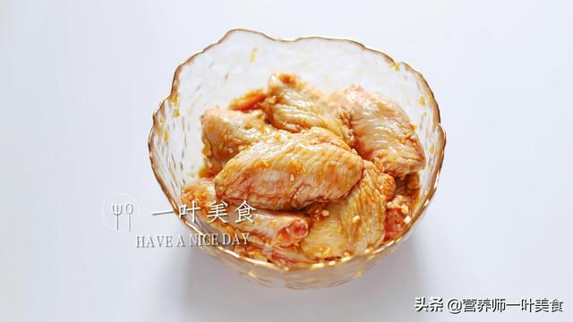 电饭煲和微波炉煮饭哪个更好，微波炉和电饭煲哪个更省电（微波炉、烤箱、蒸箱三合一）