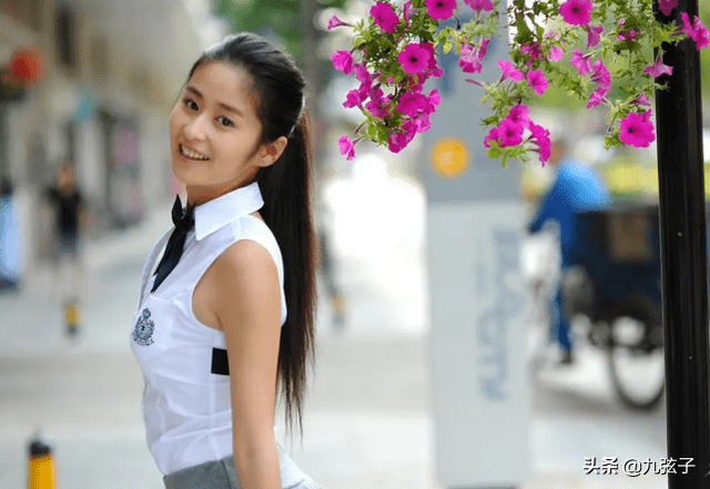 颖儿的真实姓名，刘恺威跟颖儿演的电视剧叫什么名字（颖儿“黑红”上位史：智商短路）