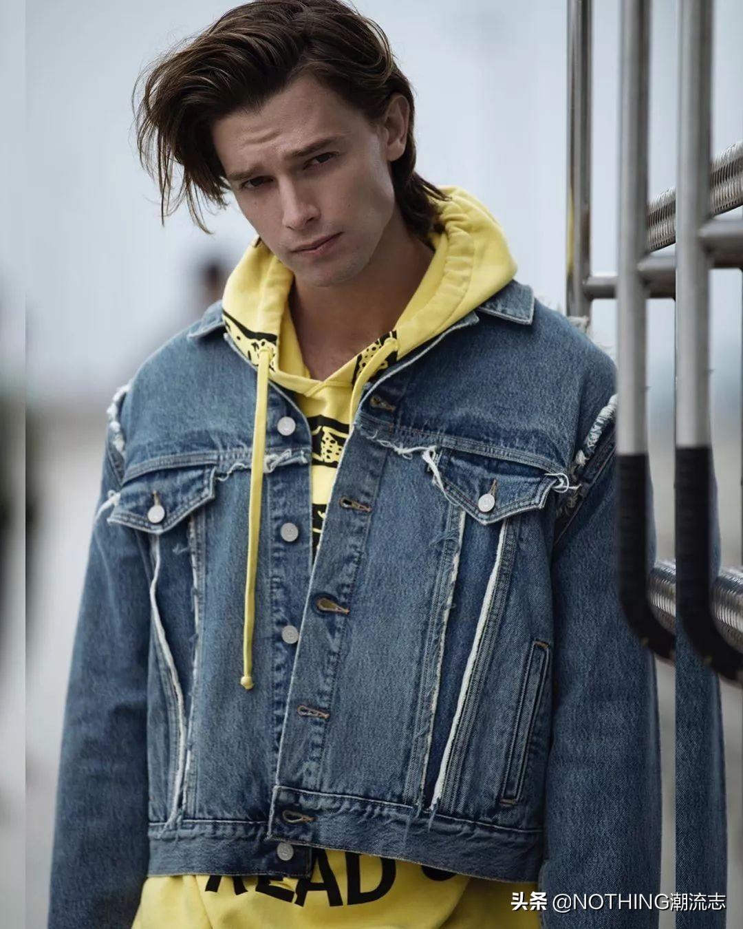 vetements这个品牌,从2015年开始就以排山倒海之势