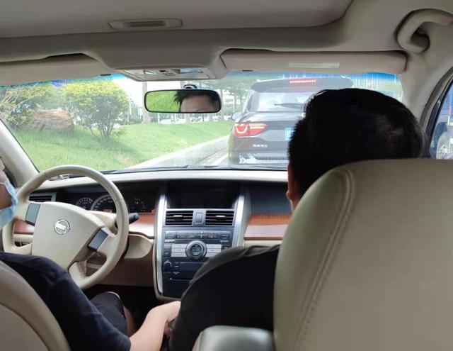 试驾需要什么条件，买车试驾流程是什么（买车小白到4S店试驾新车）