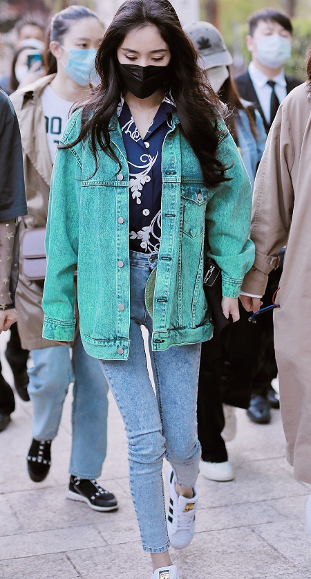 杨幂植发知乎，有种“整容”叫杨幂植发