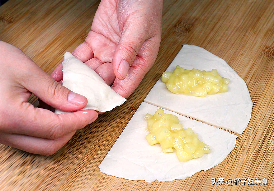 图片[4]-手抓饼版苹果派 法百吃不腻 好吃又好看 上桌瞬间被扫光-起舞食谱网