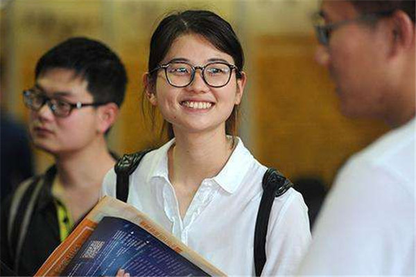 一般专科几年制，专科一般学制几年（五年制大专和三年制大专差距有多大）